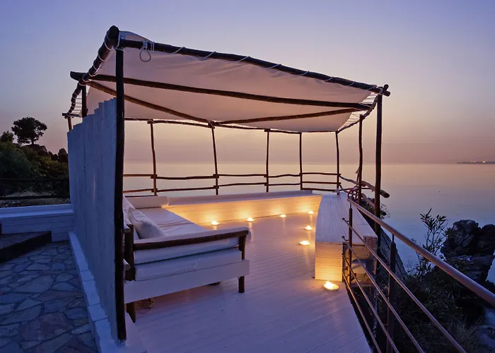 Kalura Ξενοδοχείο 4*