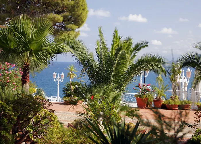 Kalura Ξενοδοχείο Cefalù