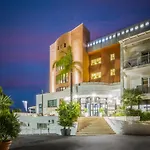 Kalura Hotel