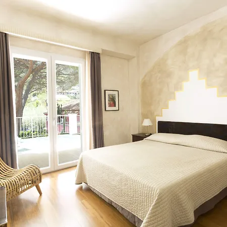 Kalura Hotel 4*